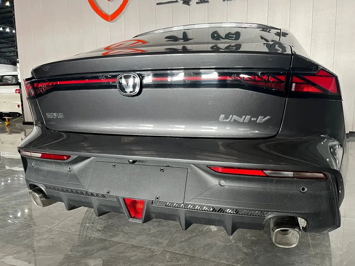 CHANGAN UNI V SMART IDD