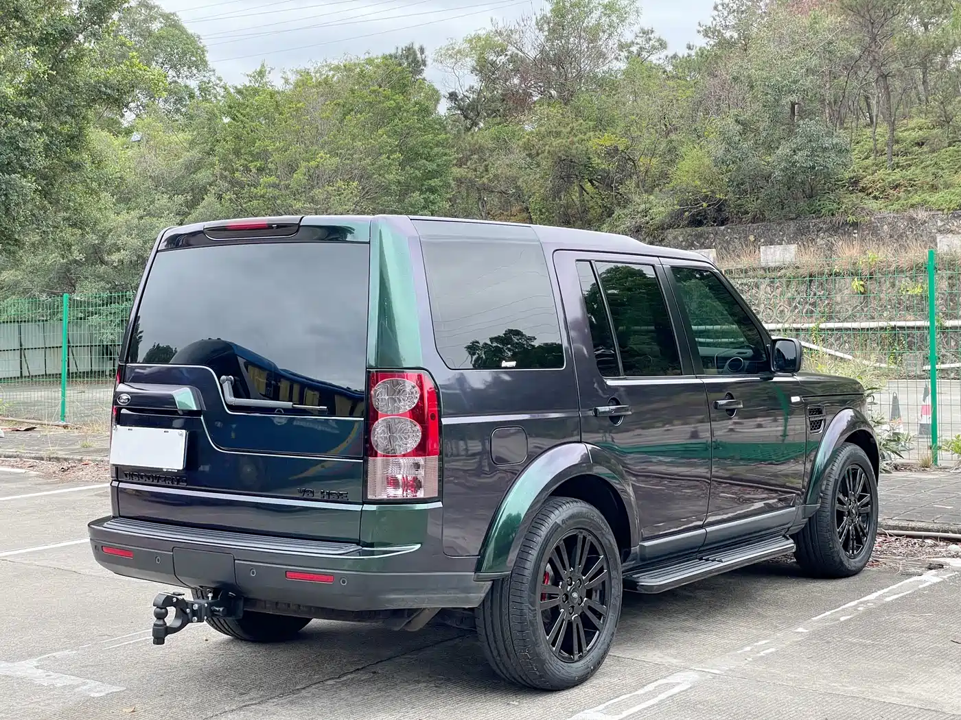 Land Rover Discovery 2011 5.0 V8 HSE фото 12