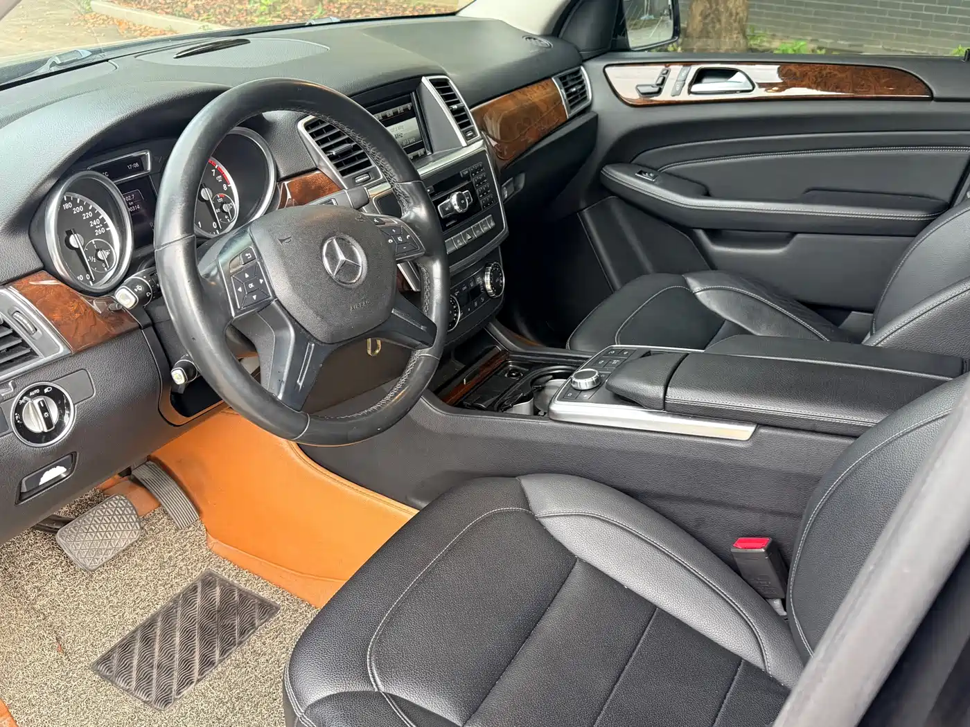 Mercedes-Benz M-Class 2014 ML 400 4MATIC Dynamic фото 7