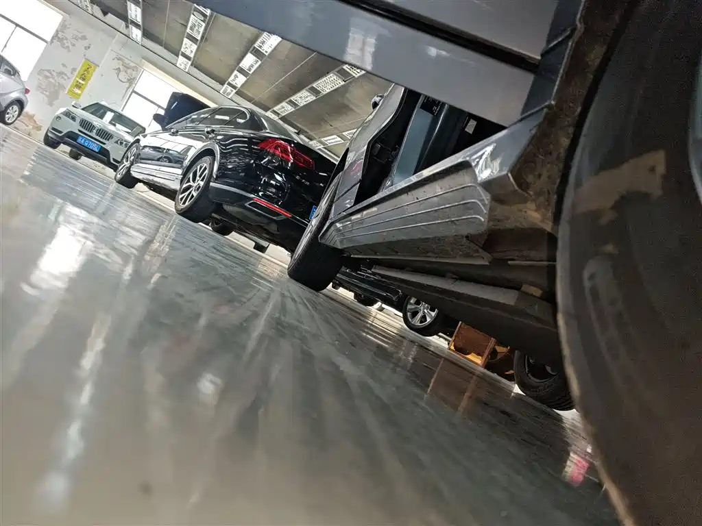 BYD E2