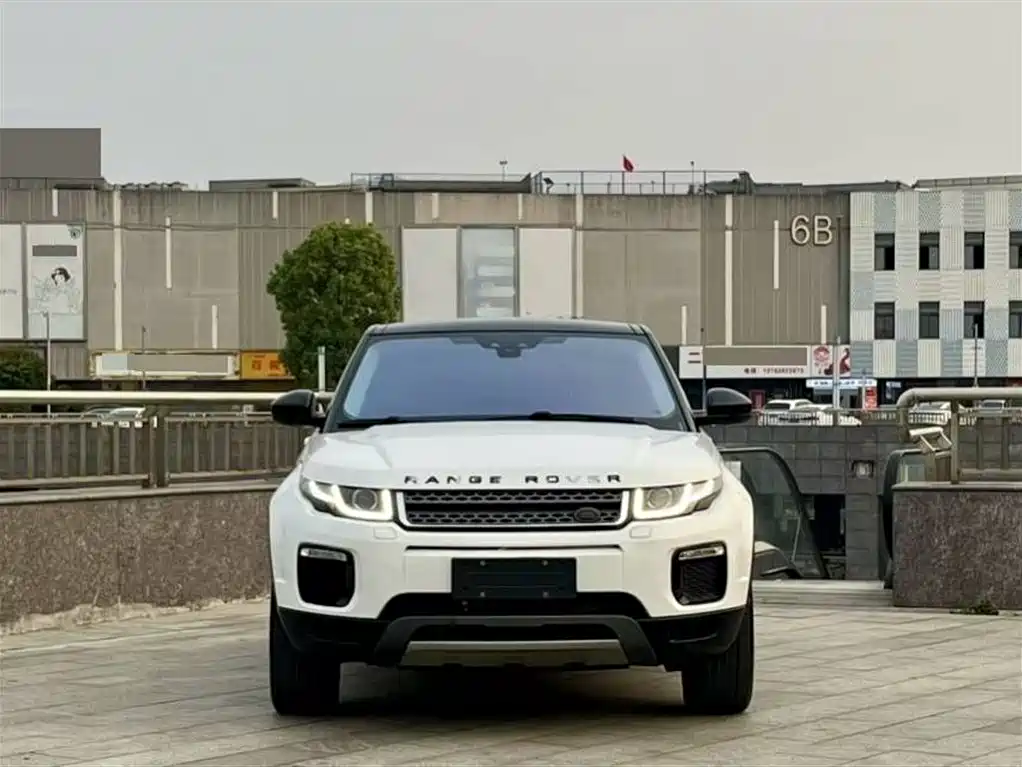 Land Rover Range Rover Evoque 2018 240PS SE Smart Edition фото 2