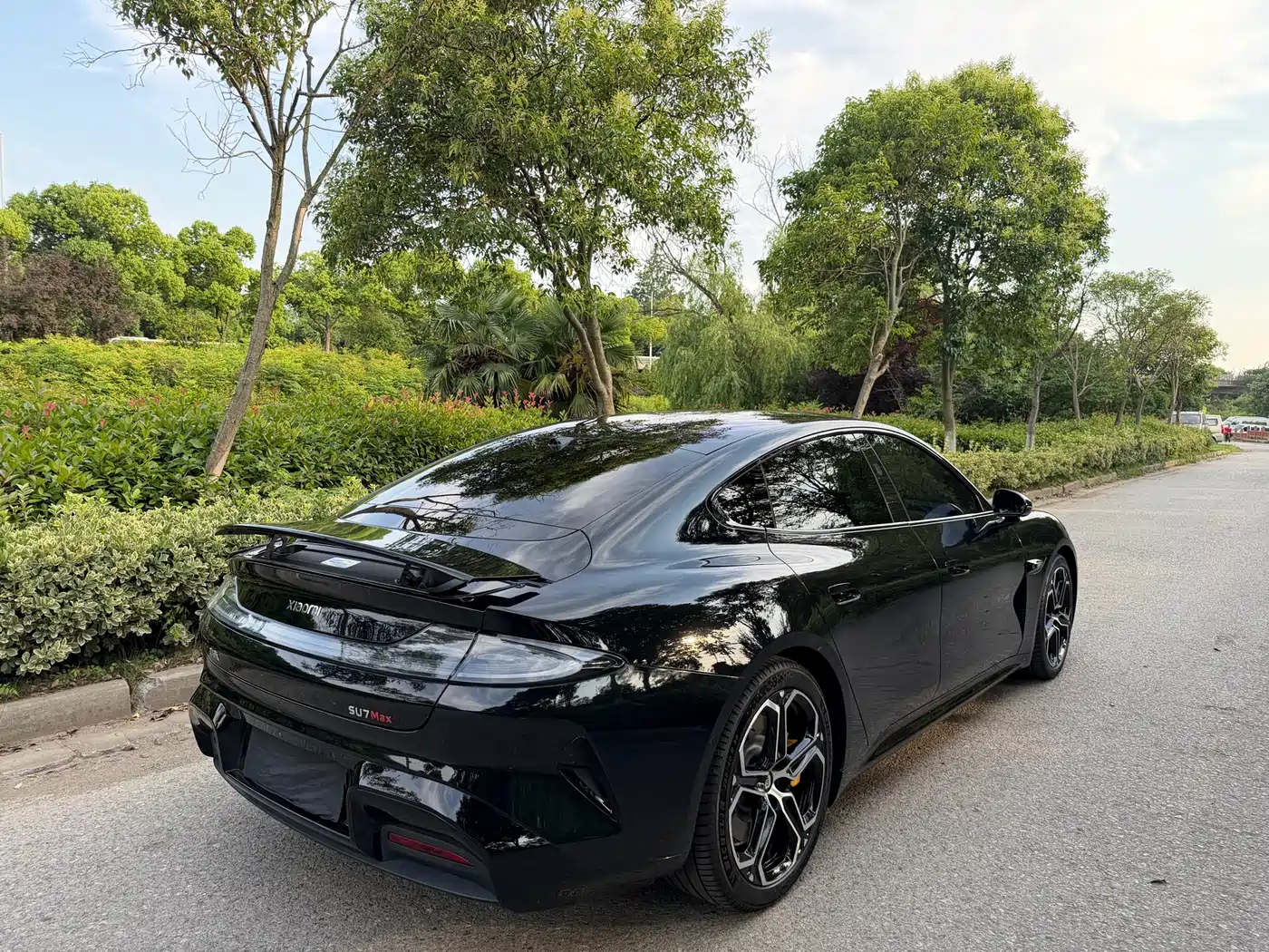 Xiaomi Auto Xiaomi SU7 2024 AWD Extended Range Advanced Smart Driving Max Edition фото 6