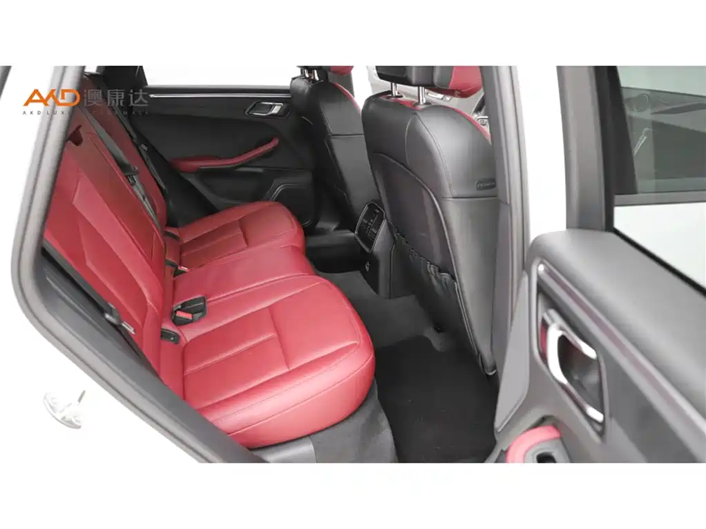 Porsche Macan 2022 Macan 2.0T фото 8