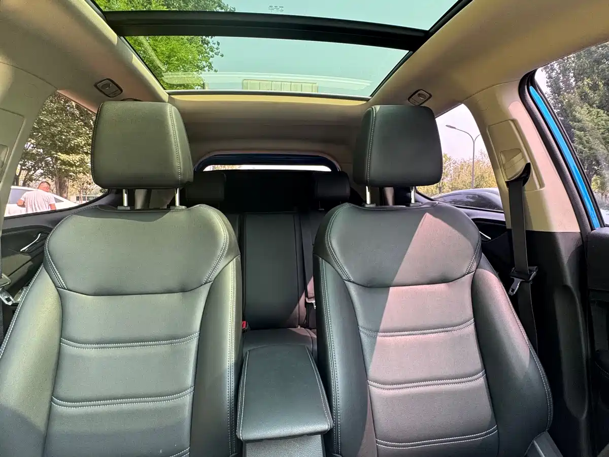 BYD Yuan New Energy 2018 EV360 Smart Connected Cool Edition фото 15