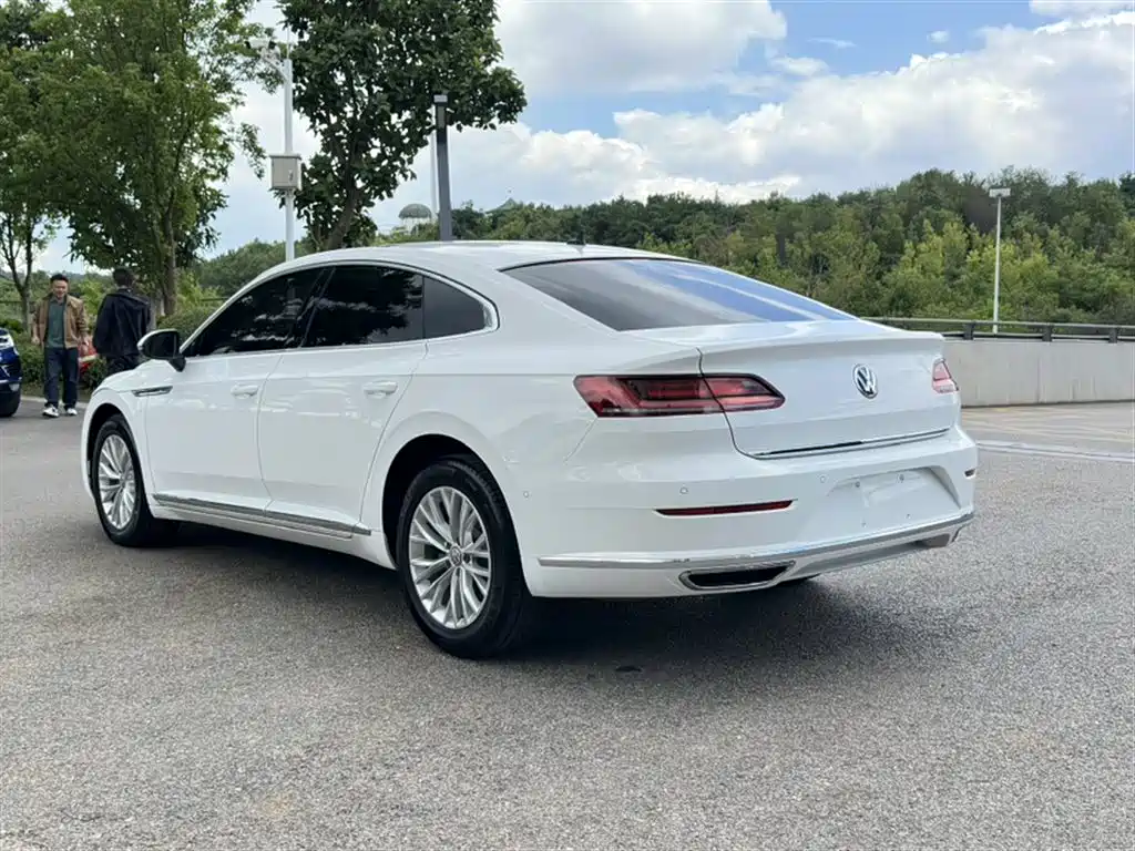Volkswagen FAW-Volkswagen CC 2020 330TSI Glamour Version China VI фото 11