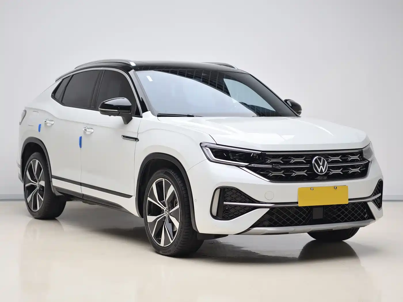 Volkswagen Tayron X 2023 Facelift 380TSI 4WD Flagship Smart Edition фото 3