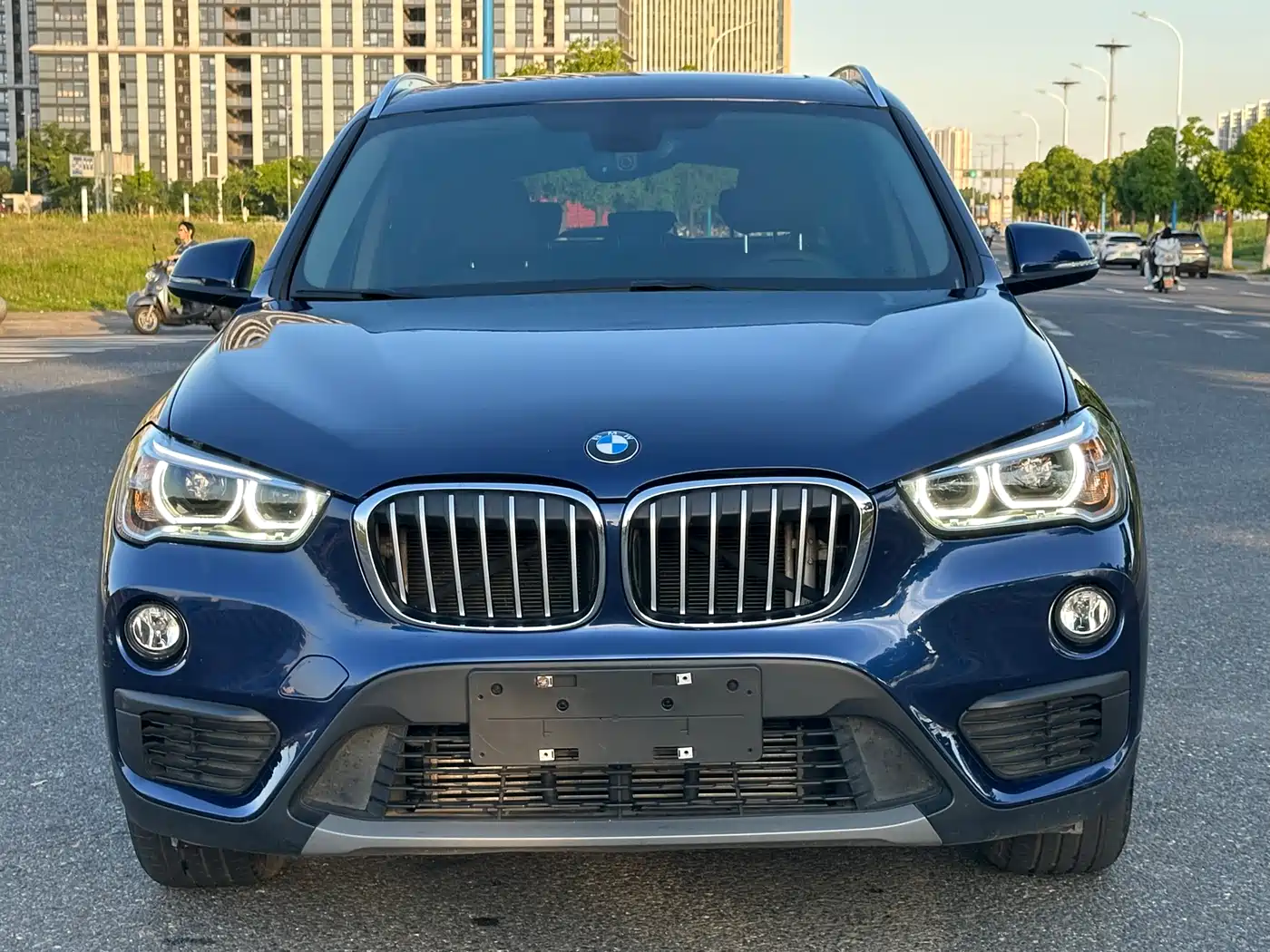 BMW X1 2018 sDrive20Li Leading Model фото 2