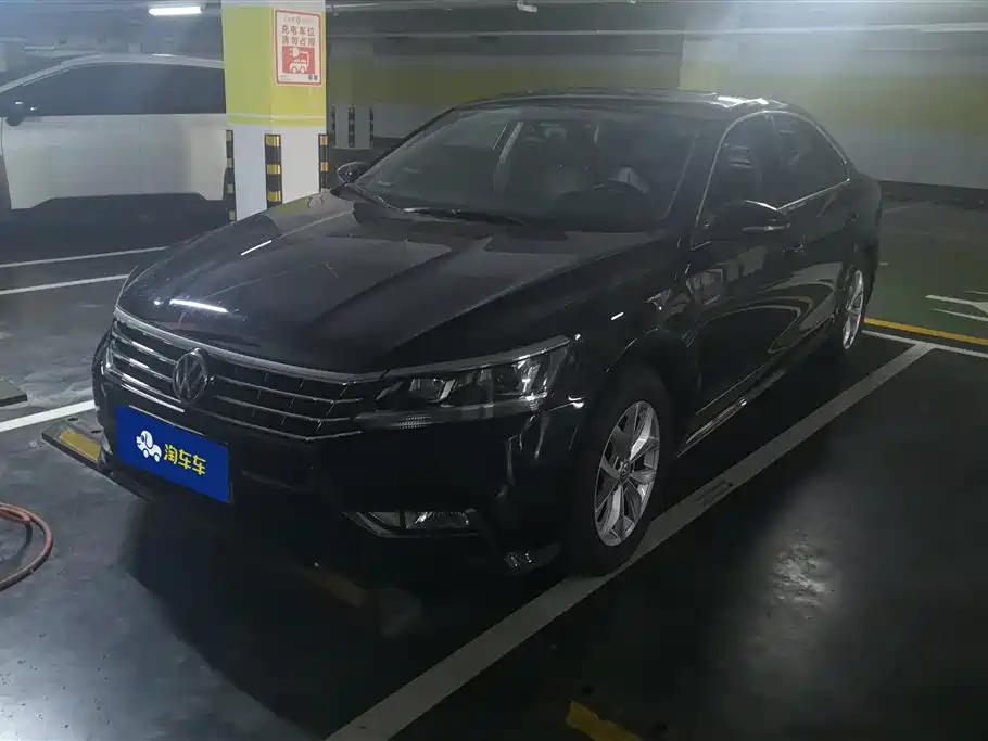 Volkswagen Passat 2016 330TSI DSG Honor Edition