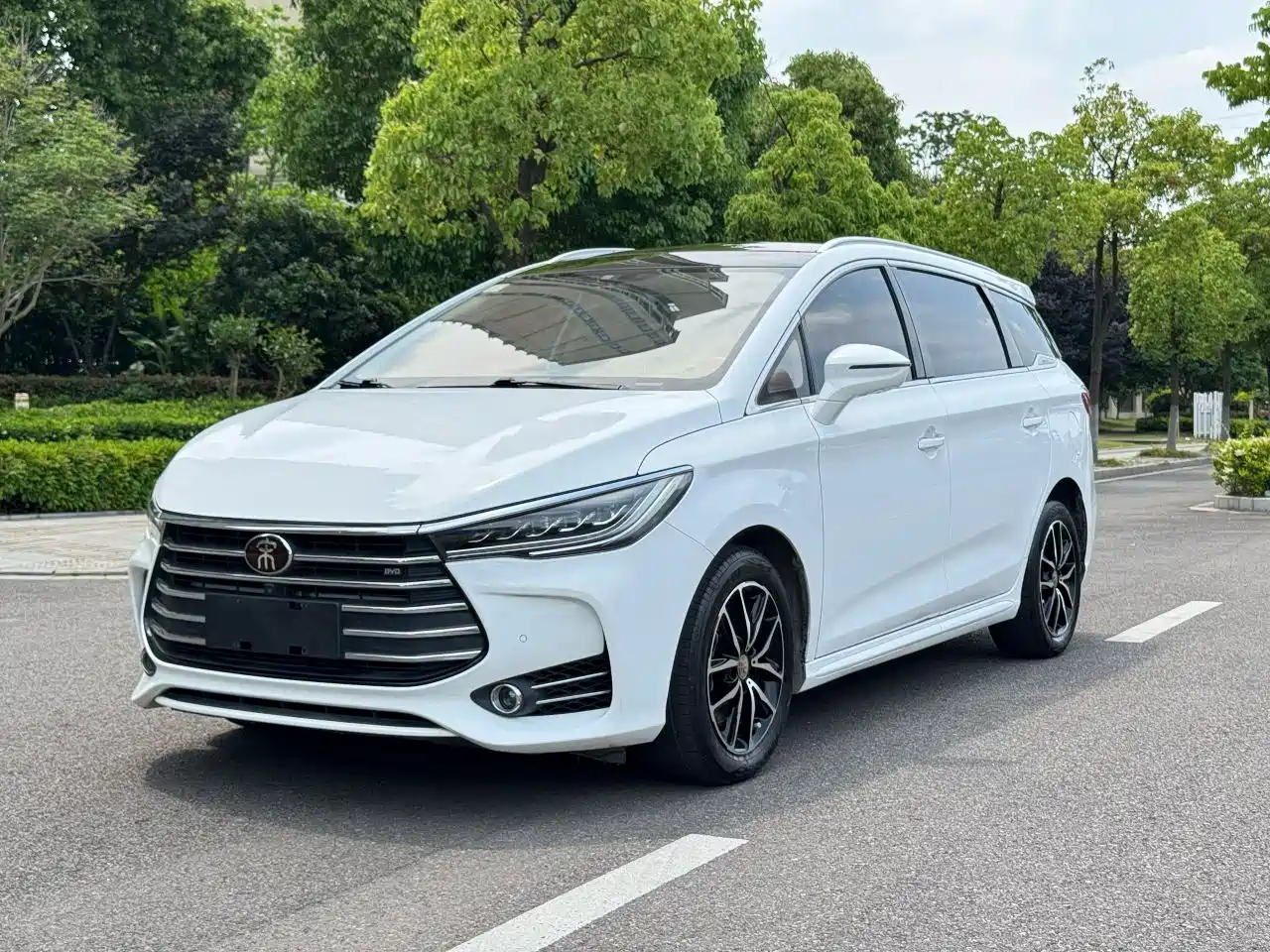 BYD Song MAX 2017 1.5T Auto Smart Connect Premium 7-seater