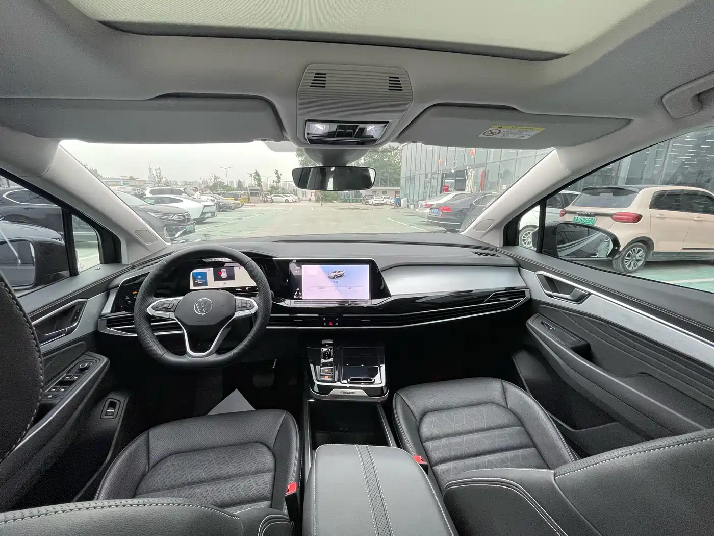 Volkswagen Talagon 2023 Facelift 380TSI 4WD Luxury Premium Pro Edition 7-Seater фото 5