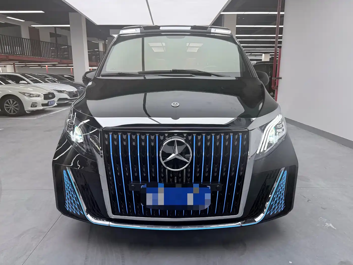 Mercedes-Benz Vito 2021 2.0T Business Edition 7-seater фото 2