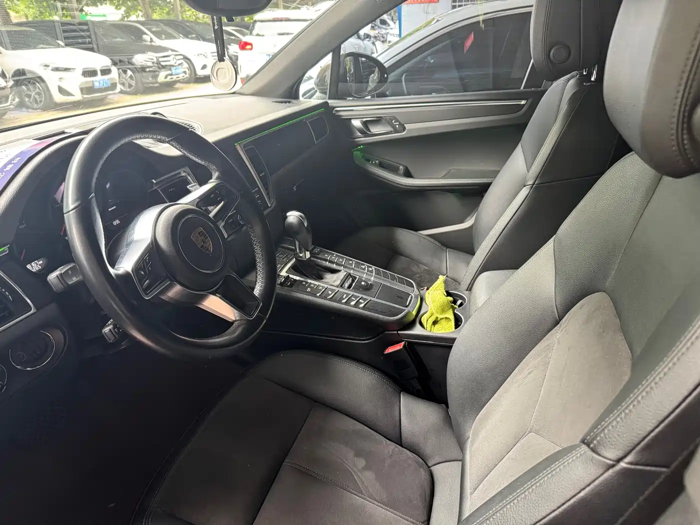 Porsche Macan 2016 Macan 2.0T фото 6