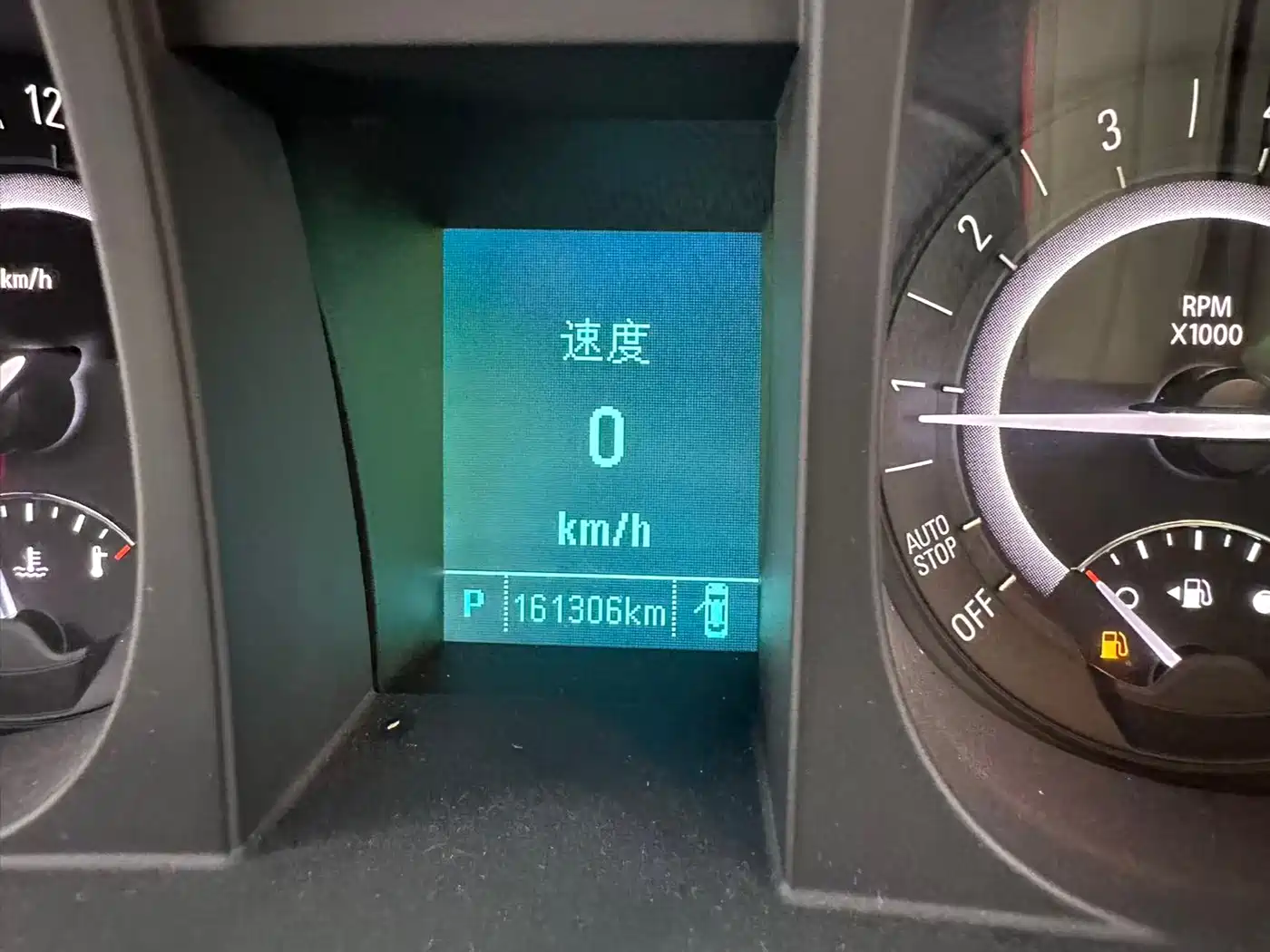 Buick GL8 2018 28T Luxury Model China VI фото 6