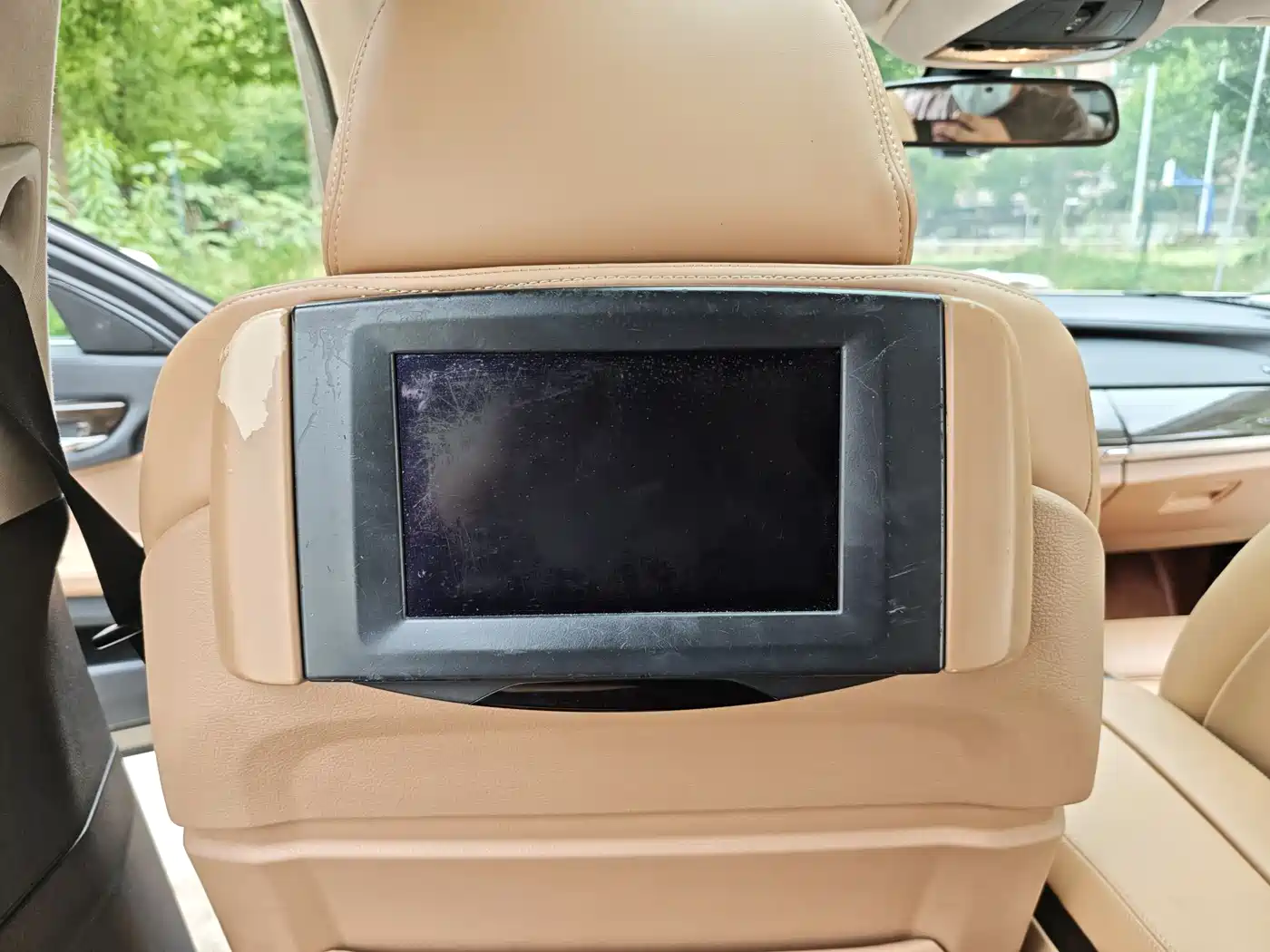 BMW 7 Series 2009 740Li Premium фото 12