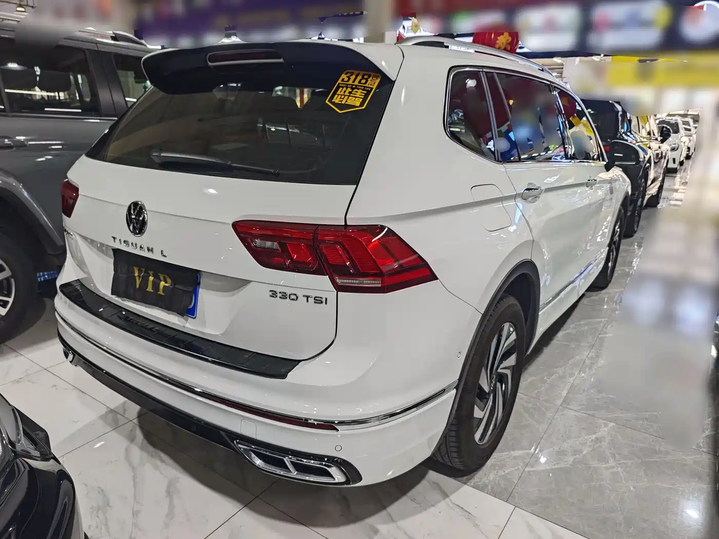 Volkswagen Tiguan L 2024 Outstanding 330TSI Auto 2WD R-Line Dragon Glory Edition фото 4