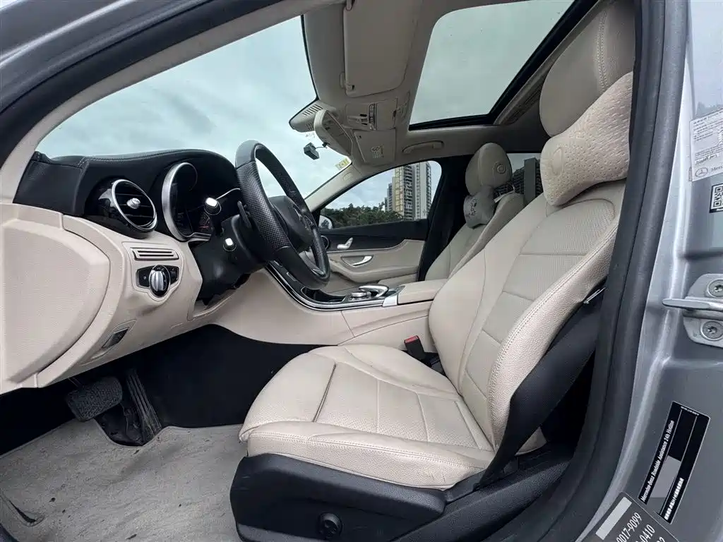 Mercedes-Benz C-Class 2015 C 180 L Sport фото 2