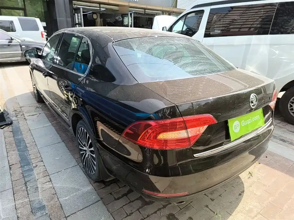 Škoda Superb 2013 2.0TSI DSG Executive Edition фото 5