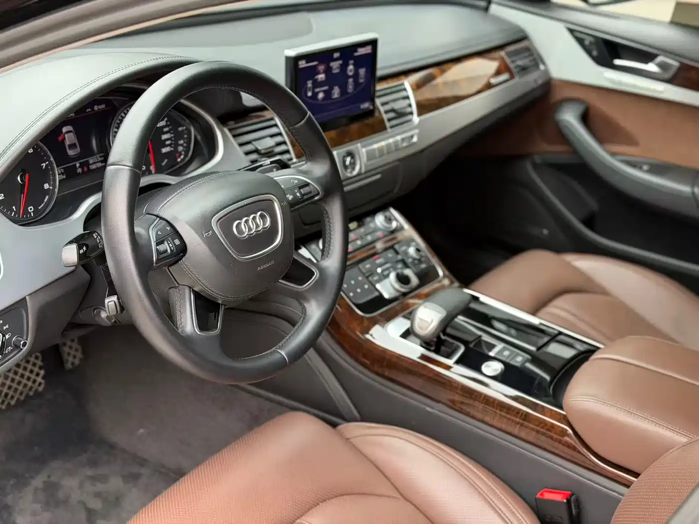 Audi A8 2016 A8L 45 TFSI quattro Luxury фото 3