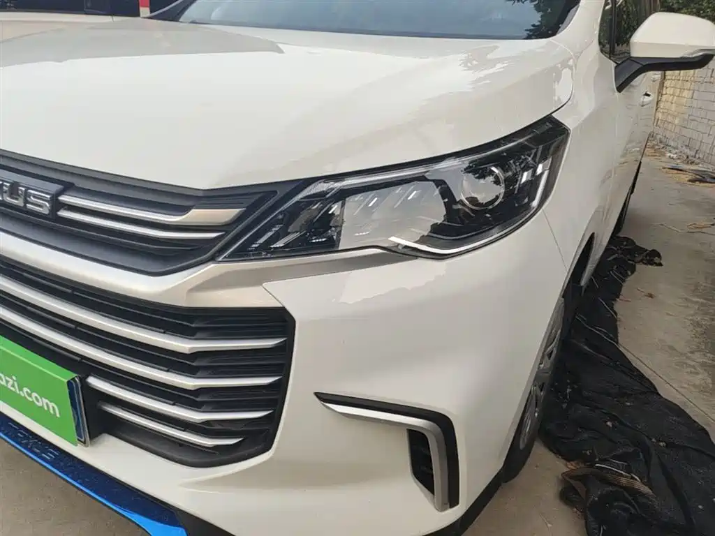 SAIC Maxus Maxus G50 2023 Model 1.5T Manual Joyride A фото 24