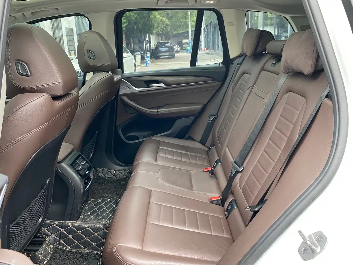 BMW X3 2021 xDrive28i Luxury Package фото 17
