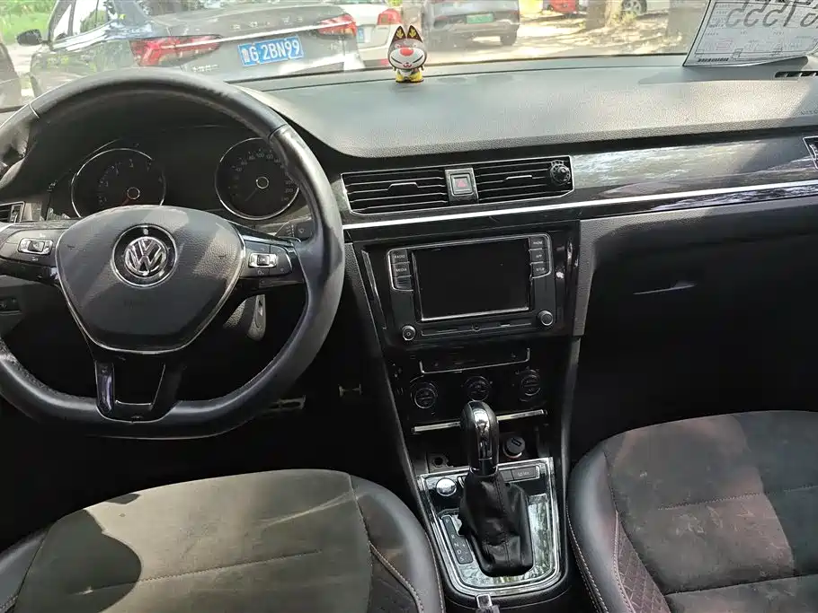 Volkswagen C-TREK 2017 1.6L Automatic Luxury фото 12
