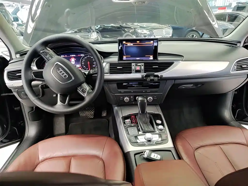 Audi A6L 2018 Model 35 TFSI Collector's Edition фото 10