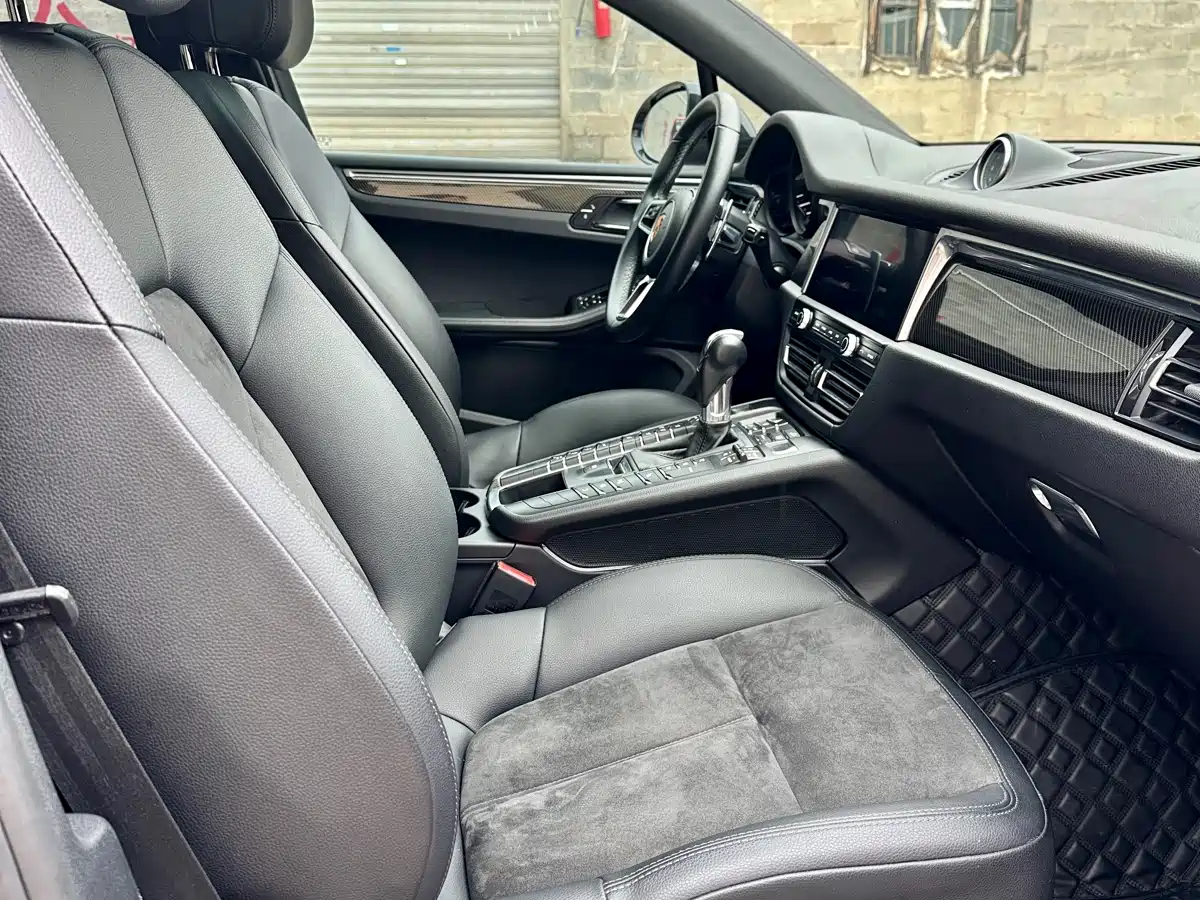 Porsche Macan 2018 Macan 2.0T фото 9