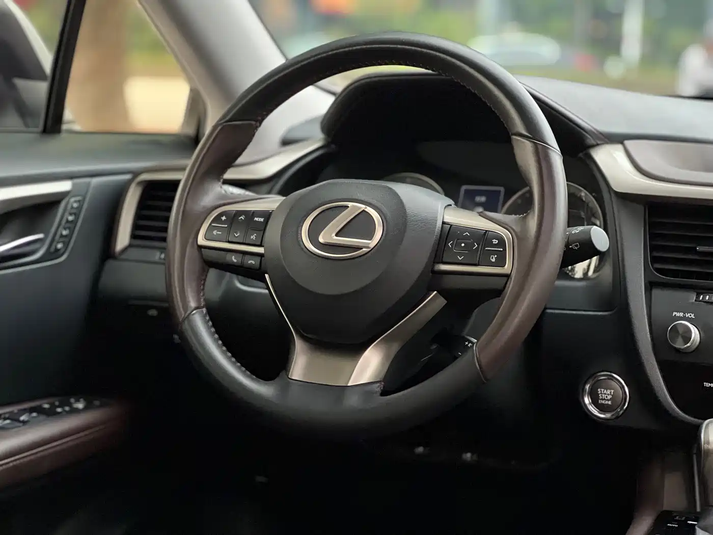 LEXUS RX