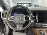 Фото 9 - Volvo S90