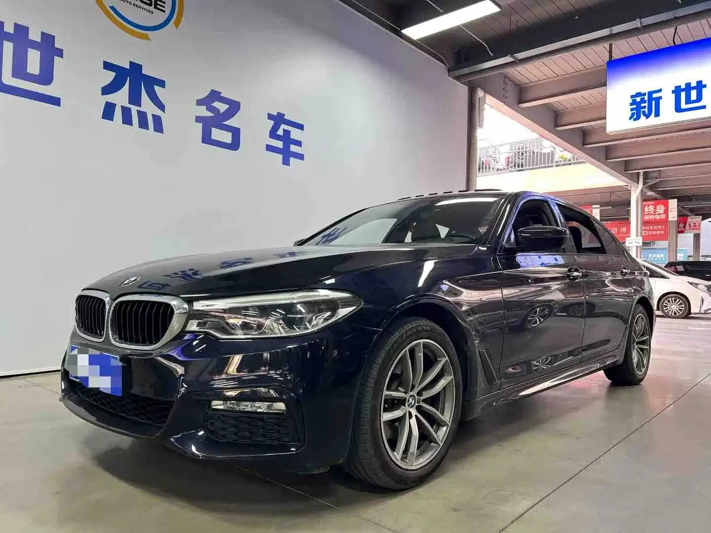 BMW 5 Series 2018 525Li M Sport Package