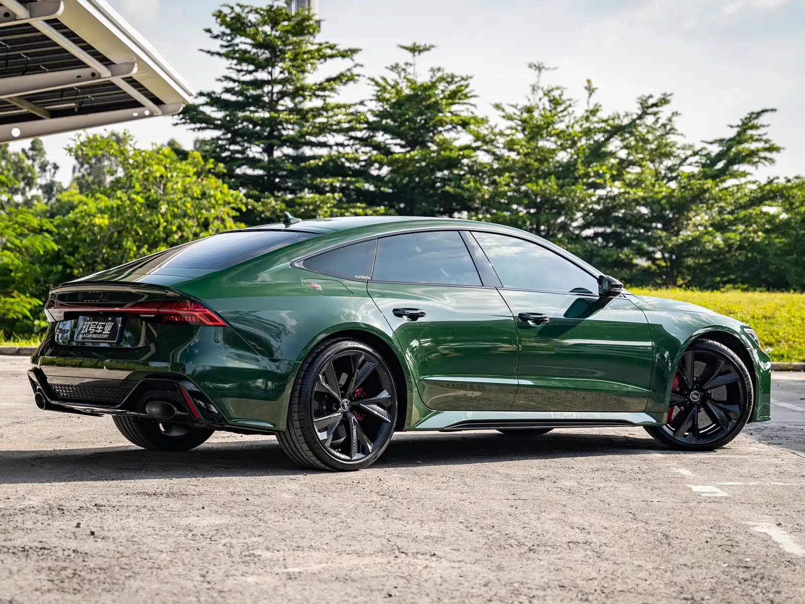 صورة 3 - Audi RS 7