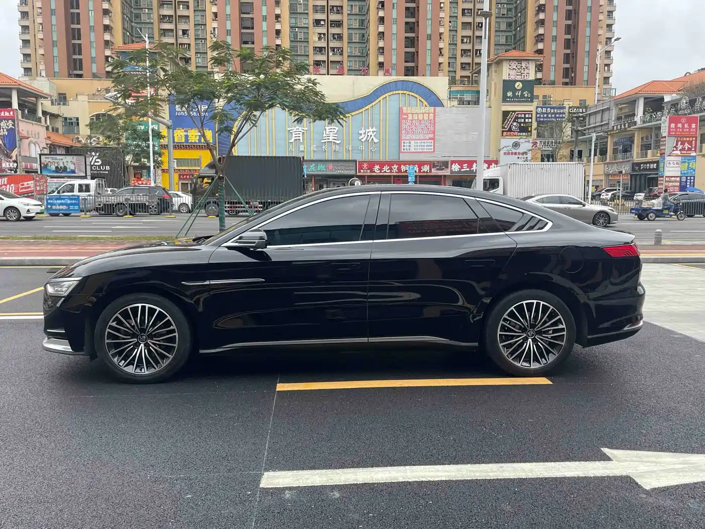 BYD HAN