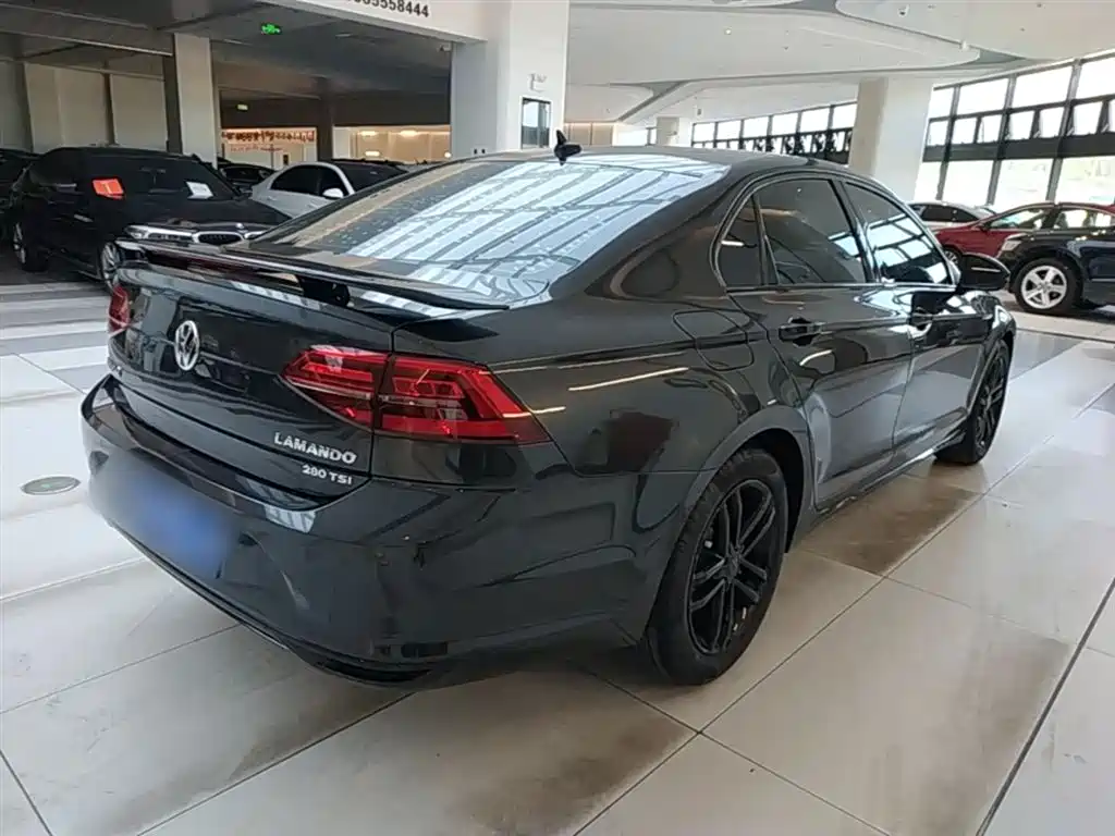 Volkswagen Lamando 2021 280TSI DSG Comfort Edition фото 7