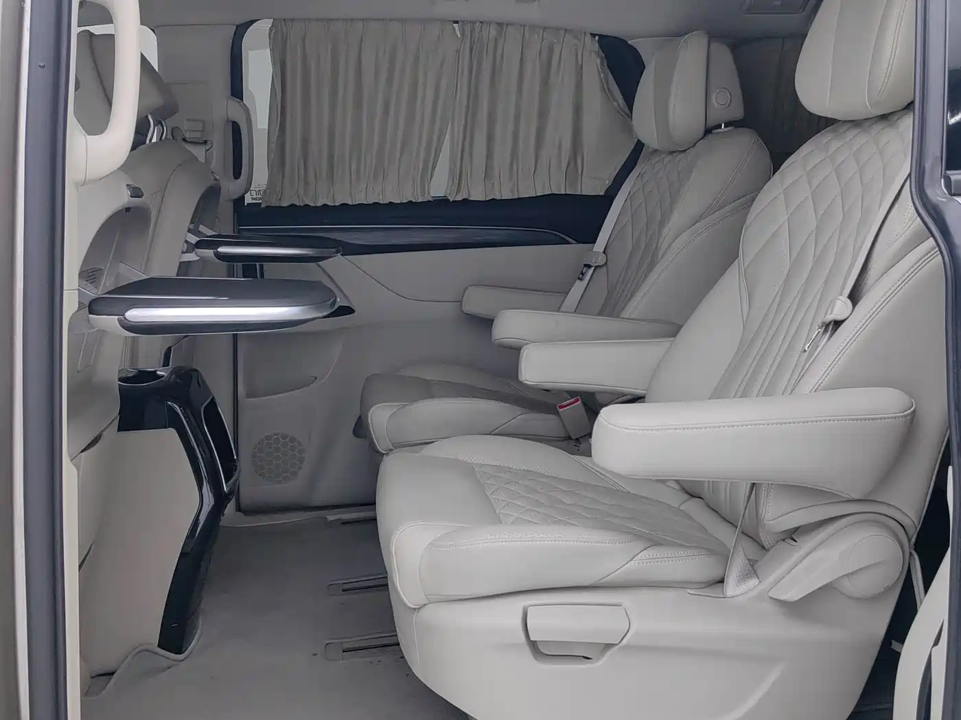 Buick GL8 2023 ES Landmaster Comfort фото 13