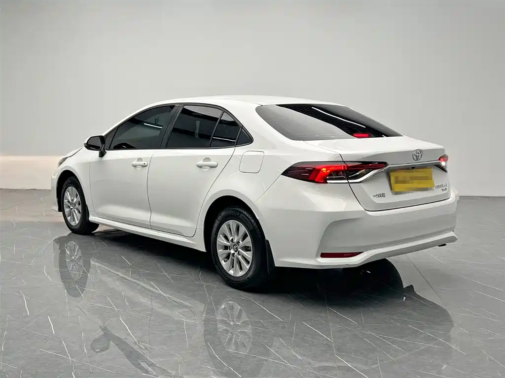 Toyota Corolla 2022 1.2T S-CVT Pioneer PLUS Edition фото 4