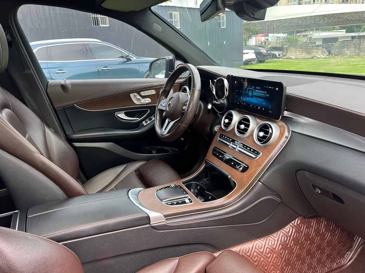 Mercedes-Benz GLC 2021 GLC 300 L 4MATIC Luxury фото 13