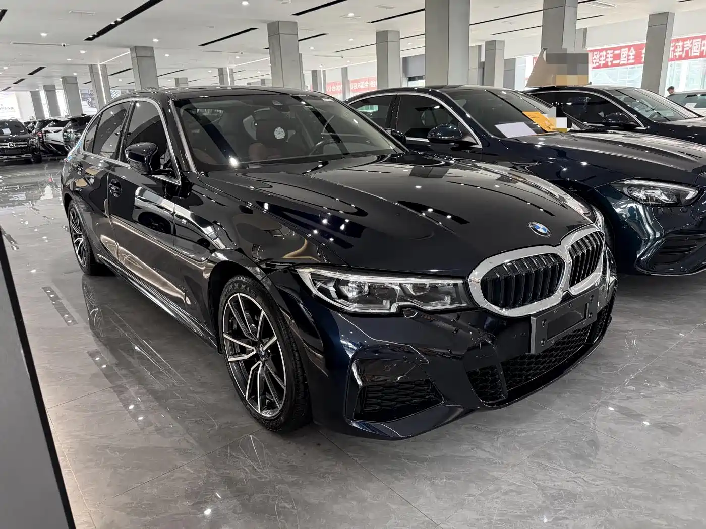 BMW 3 Series 2022 325Li M Sport Package фото 3