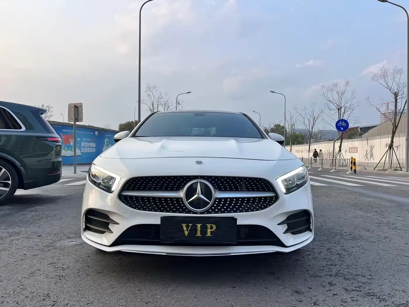 Mercedes-Benz A-Class 2023 A 200 L Fashion фото 2