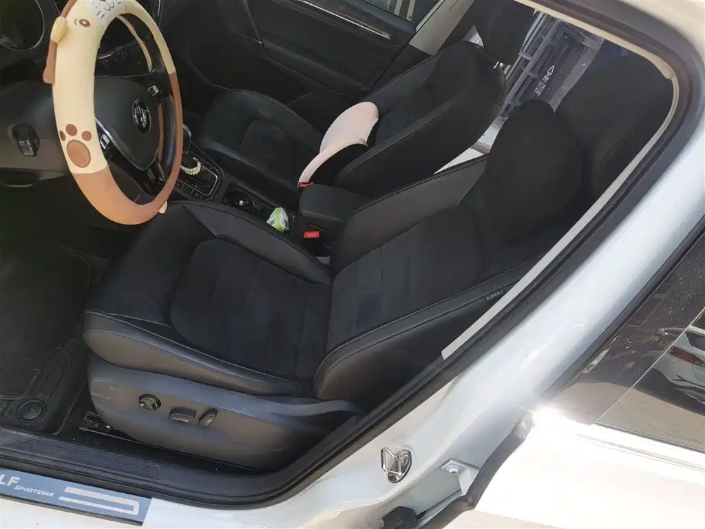 Volkswagen Golf Sportsvan 2018 280TSI Automatic Luxury фото 12