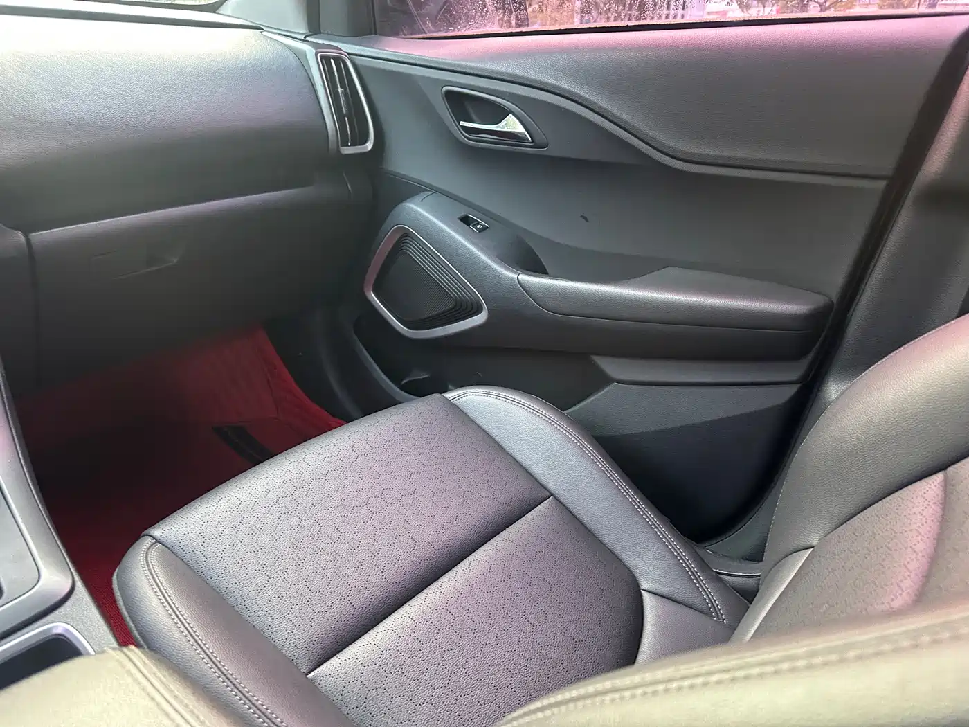 Hyundai Beijing Hyundai ix35 2019 2.0L Automatic 2WD Zhiyong·Smooth Enjoy China VI фото 9