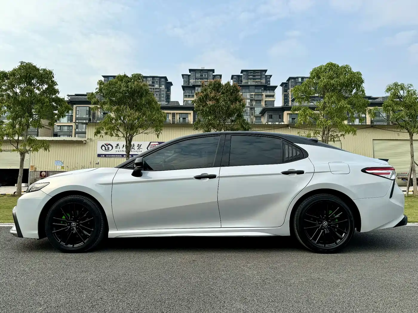 Toyota Camry 2021 2.5S Feng Shang Edition фото 17