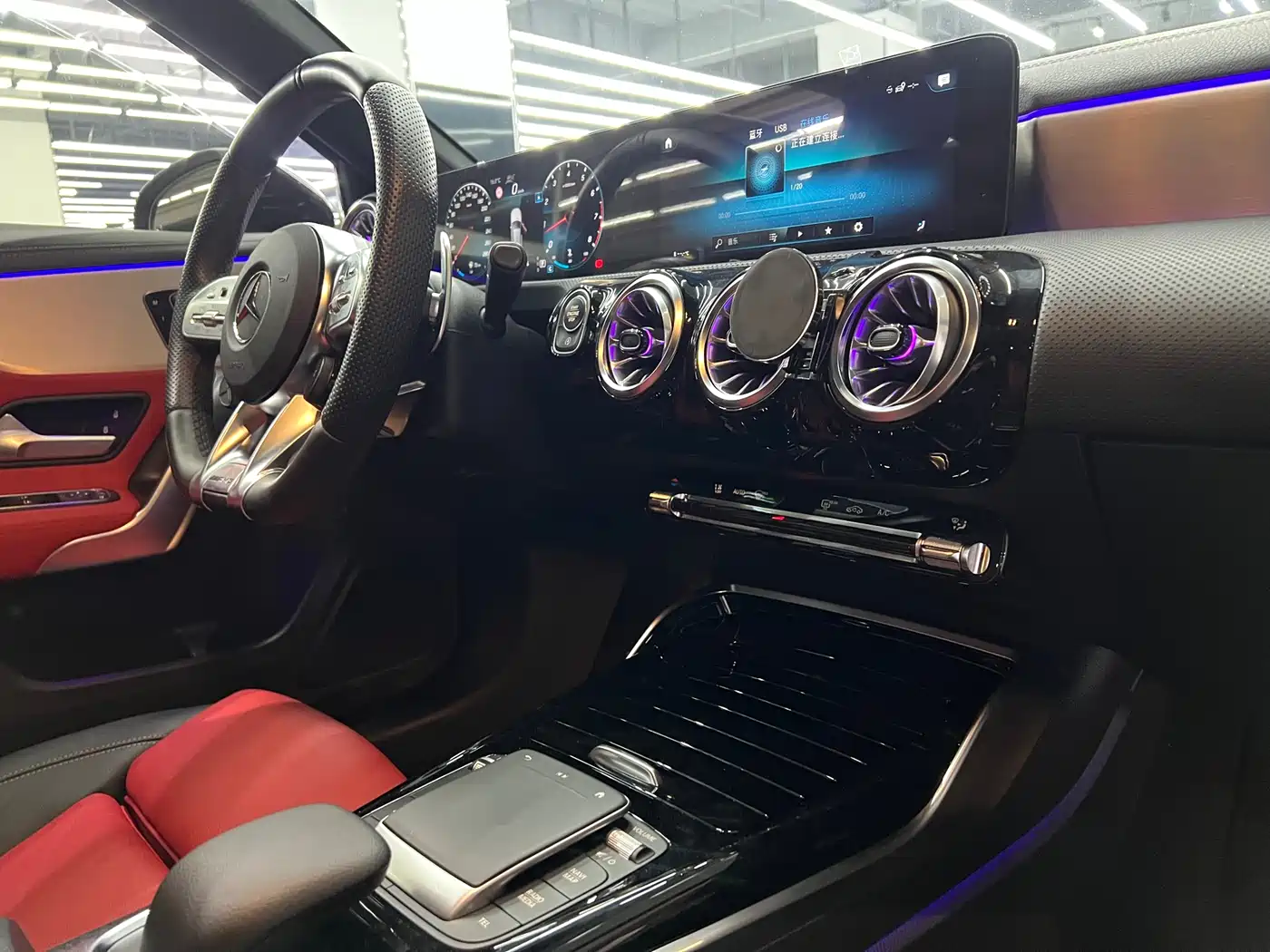 Mercedes-Benz A-Class AMG (Import) 2023 AMG A 35 4MATIC фото 12