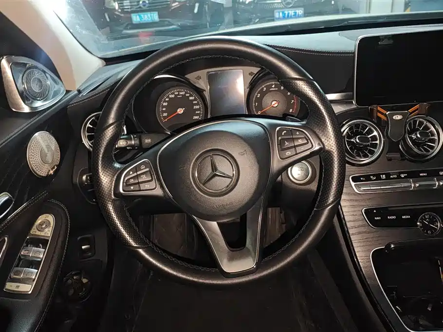 Mercedes-Benz C-Class 2018 C 180 L Fashion Sport Edition фото 15