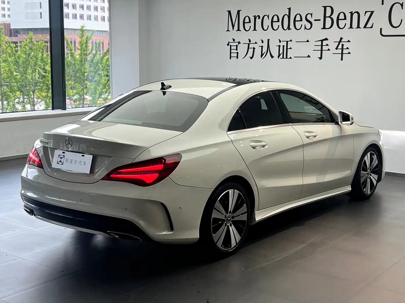 Mercedes-Benz CLA (Import) 2017 Facelift CLA 200 Style фото 15