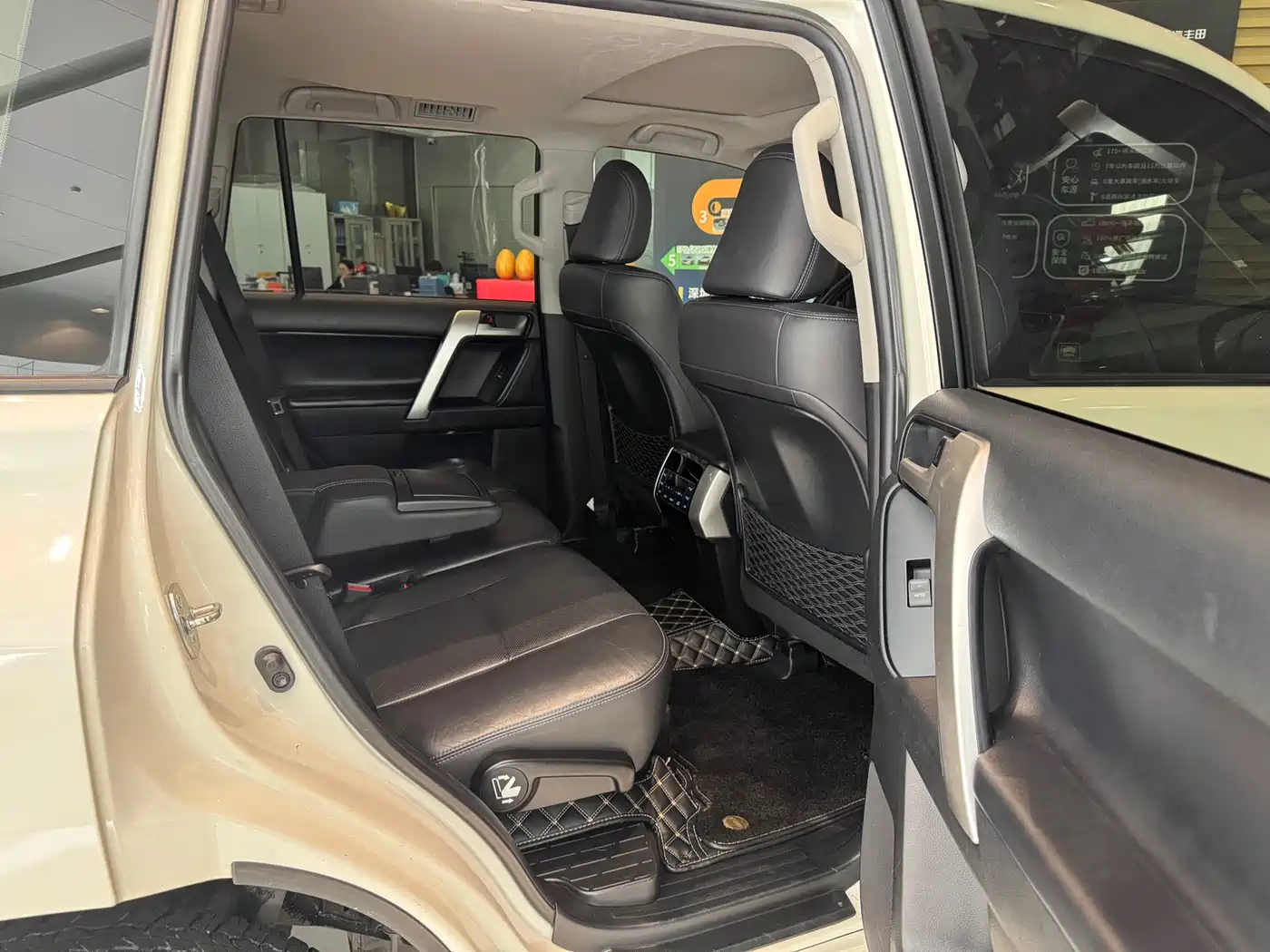 Toyota Prado 2018 3.5L Automatic TX-L Rear-mounted Spare Tire фото 20