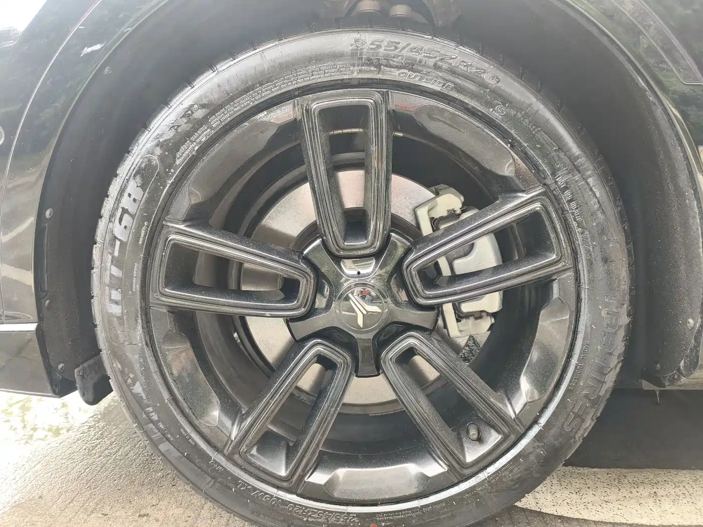 Voyah Auto VOYAH FREE 2024 Ultra Long Range Intelligent Driving Edition фото 14