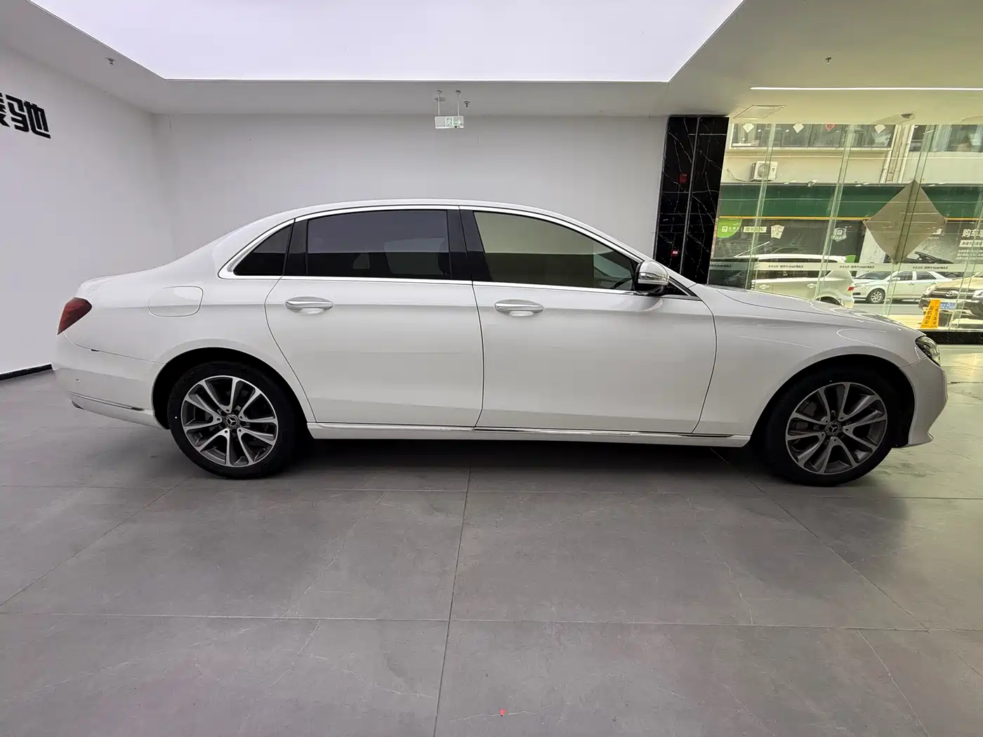 Mercedes-Benz E-Class 2019 Facelift E 300 L Fashion фото 6