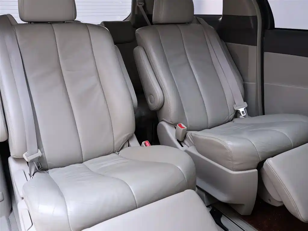 Toyota Previa 2007 3.5L 7-Seater Luxury фото 23