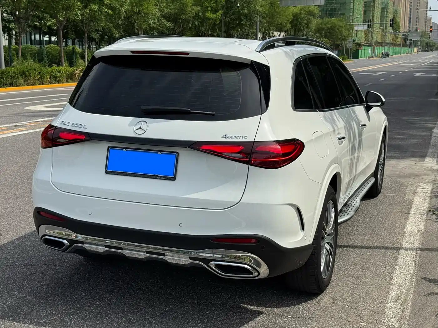 Mercedes-Benz GLC 2023 GLC 300 L 4MATIC Sport 5-Seater фото 27