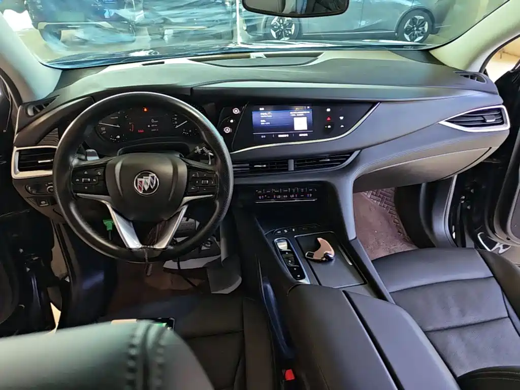 Photo 10 - Buick Enclave
